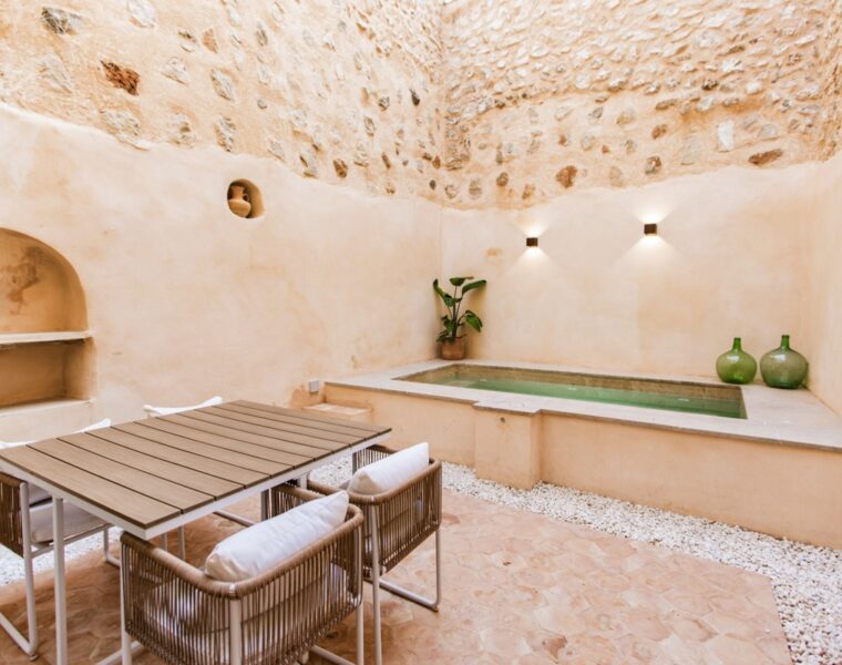 Townhouse for sale in Alaró