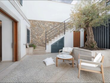 Townhouse for sale in Andratx