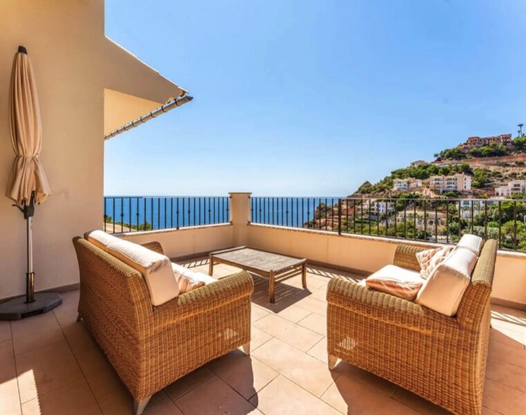 Penthouse for sale in Port Andratx